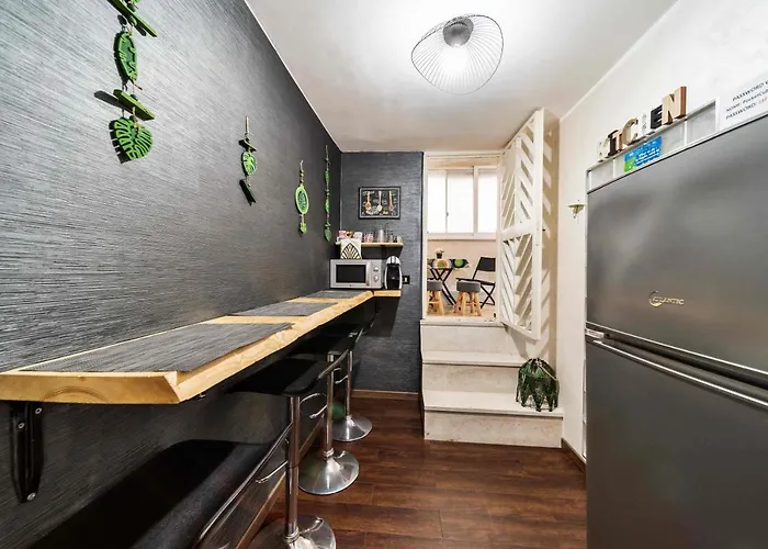 Newhouse Dei Mille Bari