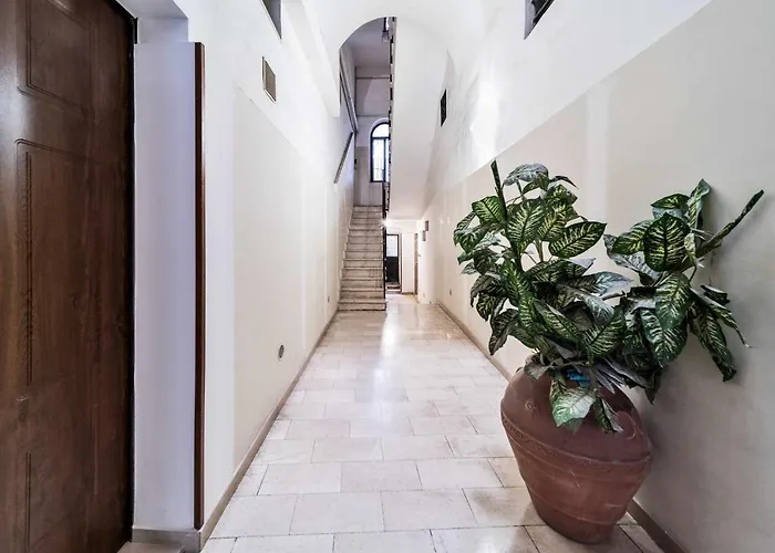 Newhouse Dei Mille Apartment